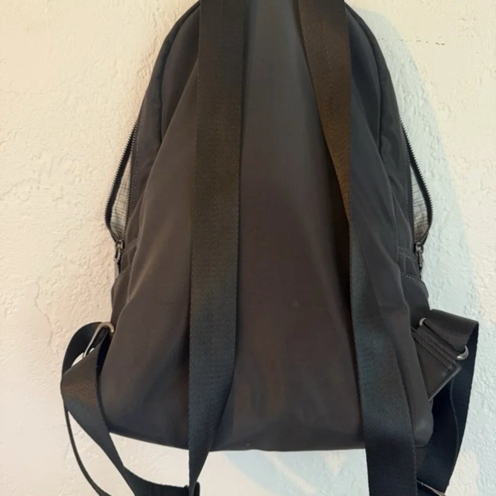 Sol And Selene Womens Black Zippered Backpack Handbag‎ Medium Pockets Excellent